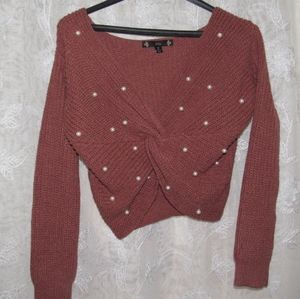 Crop sweater .